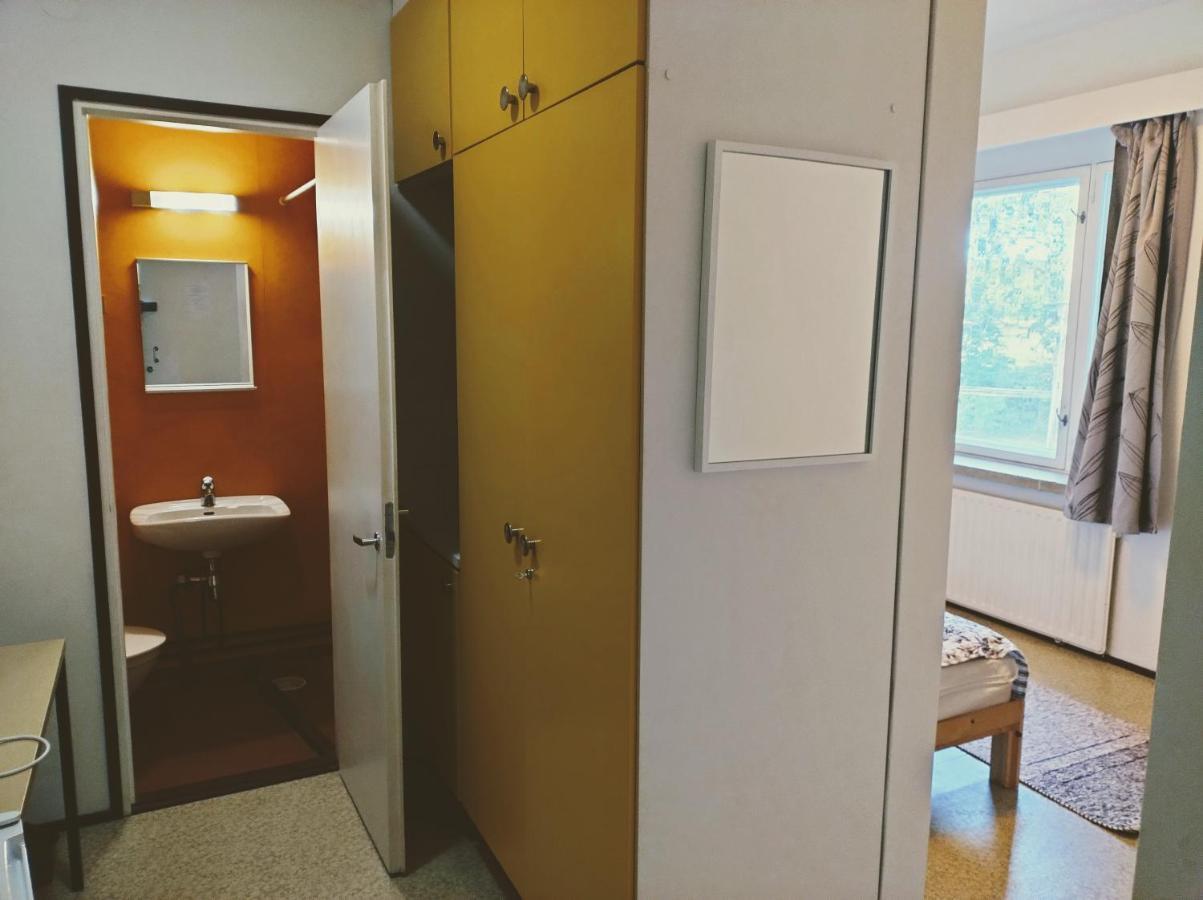 Hostel Vanha Koulu Monola Eksteriør bilde