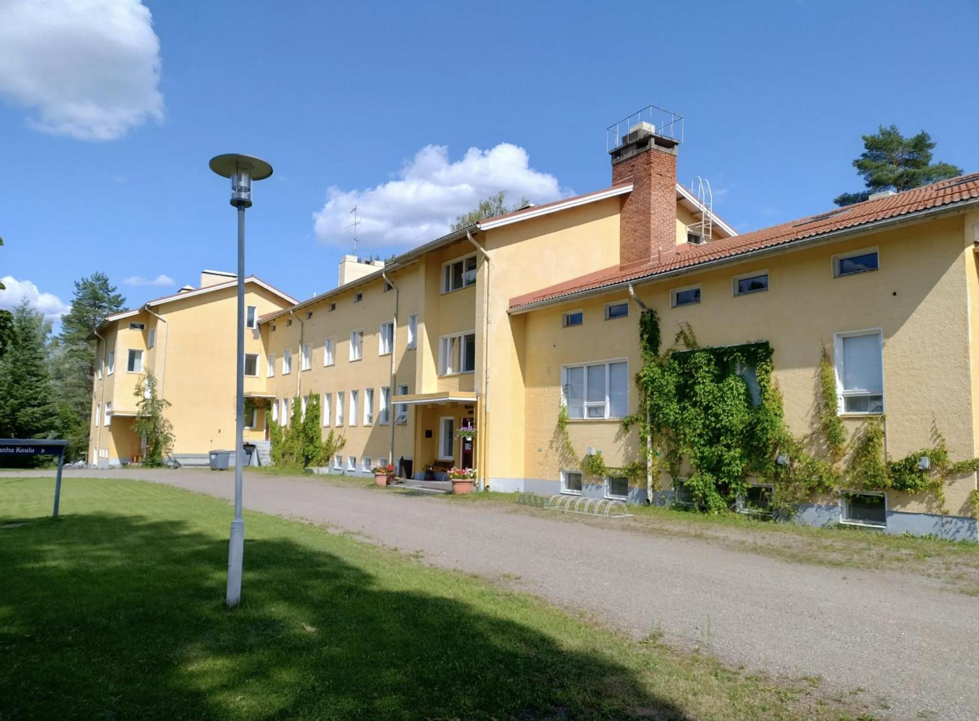 Hostel Vanha Koulu Monola Eksteriør bilde